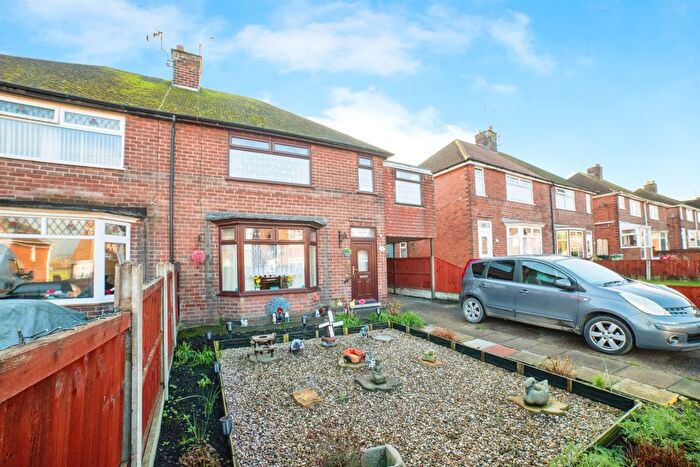4 Bedroom Terraced House For Sale In Sheldon Road, Loscoe, Heanor, DE75
