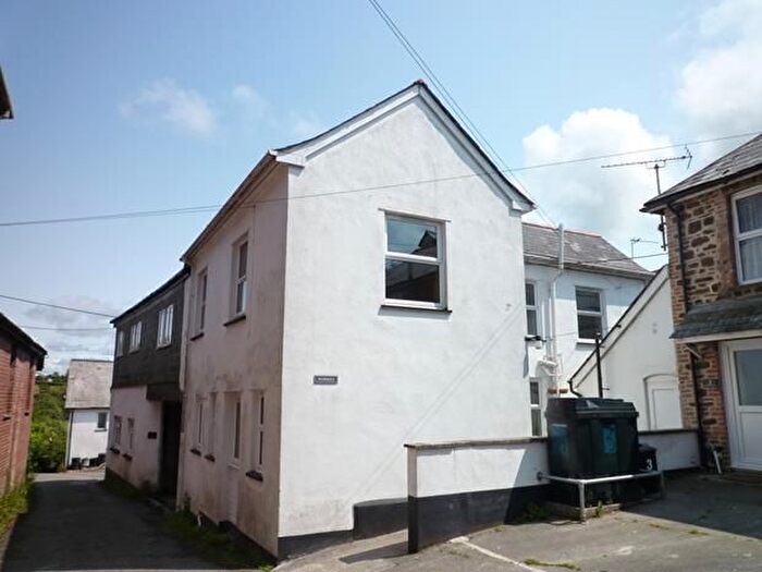 2 Bedroom Flat To Rent In Church Lane, Holsworthy, EX22