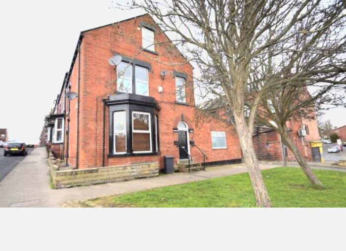 2 Bedroom Apartment To Rent In Wortley Lodge, St. Marys Close, Leeds, West Yorkshire, LS12