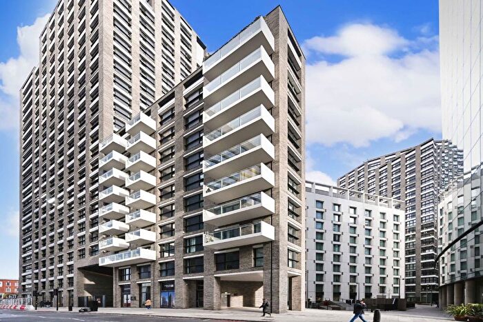 3 Bedroom Flat To Rent In New Drum Street, Aldgate, E1