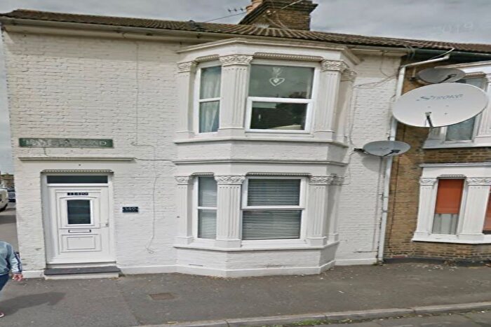 3 Bedroom End Of Terrace House To Rent In Invicta Road, Sheerness, ME12