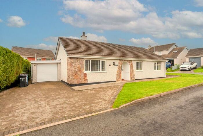 3 Bedroom Bungalow For Sale In Perth Y Paen, Llangefni, Isle Of Anglesey, LL77