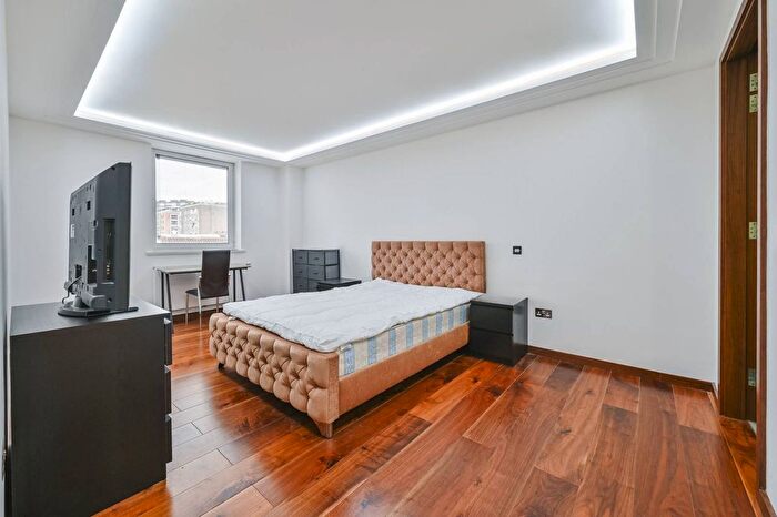 2 Bedroom Flat For Sale In Clarendon Place, Hyde Park Estate, London, W2