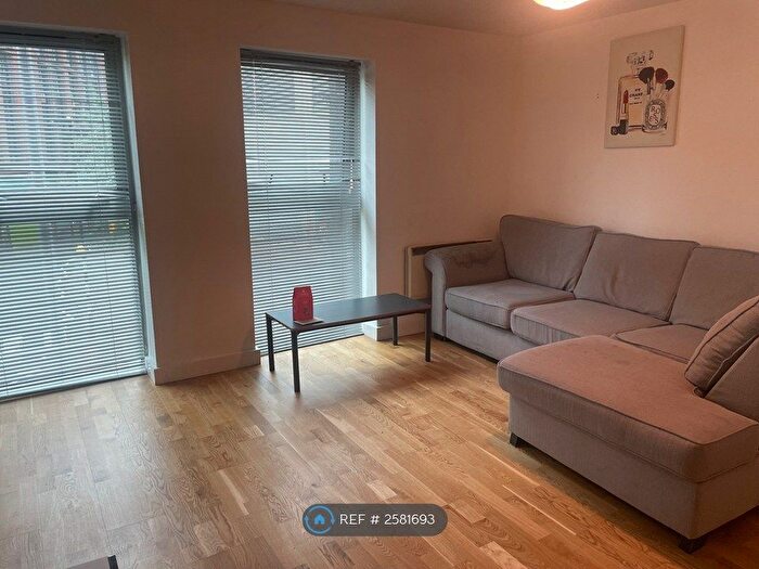 2 Bedroom Flat To Rent In Bloomsbury Court, Nottingham, NG1