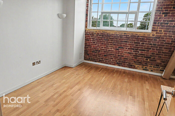 2 Bedroom Apartment To Rent In Kidman Close, Romford, RM2