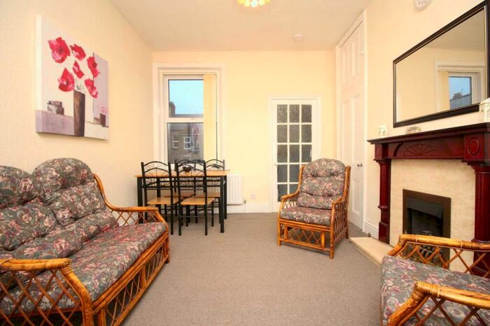 3 Bedroom Flat To Rent In Audley Road, South Gosforth, Newcastle Upon Tyne, NE3