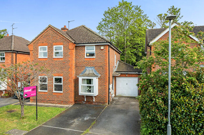 4 Bedroom Detached House For Sale In Manor Road, Wokingham, Berkshire, RG41