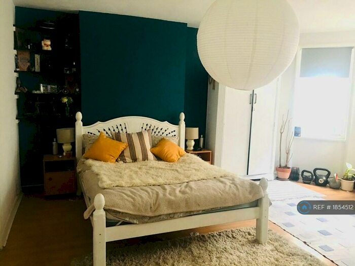 1 Bedroom Flat To Rent In St. Michaels Place, Brighton, BN1