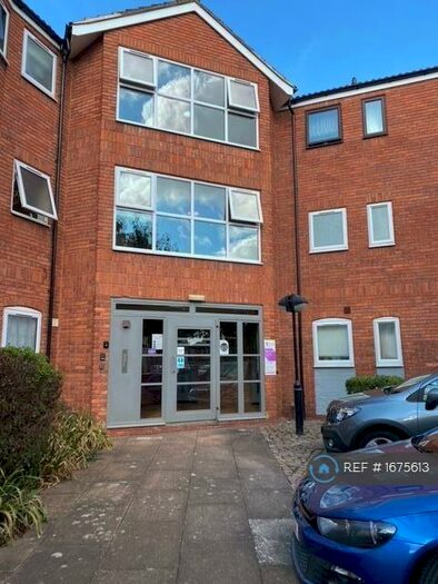 2 Bedroom Flat To Rent In Loughborough, Loughborough, LE11