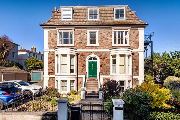 3 Bedroom Apartment For Sale In Redland Park | Redland, BS6