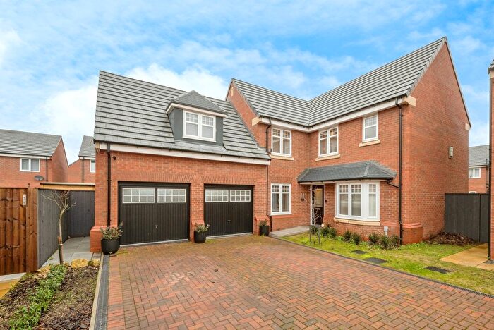 5 Bedroom Detached House For Sale In Hunter Road, Dunsville, Doncaster, South Yorkshire, DN7