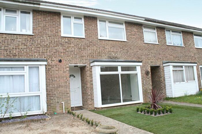 3 Bedroom Terraced House To Rent In St Johns, Woking, GU21