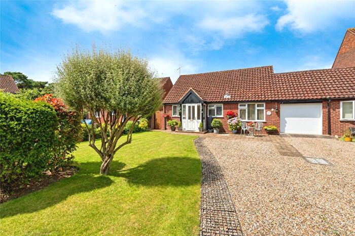 2 Bedroom Bungalow For Sale In Latchmoor Park, Ludham, Great Yarmouth, Norfolk, NR29
