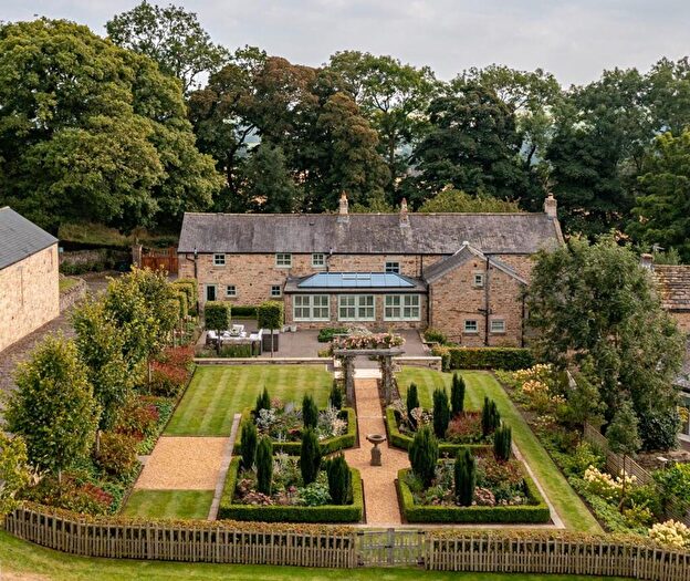 4 Bedroom Country House For Sale In Peth House, Peth Bank, Lanchester, County Durham, DH7