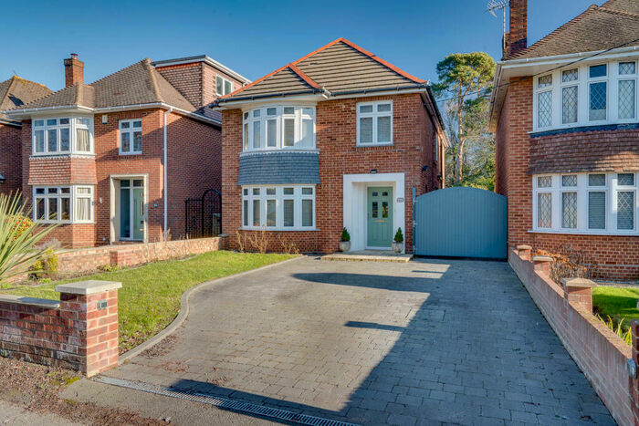 5 Bedroom Detached House To Rent In Douglas Crescent, Bitterne, SO19