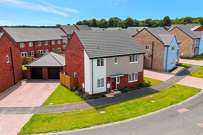 4 Bedroom Detached House For Sale In Tudor Road, Rackheath, Norwich, NR13