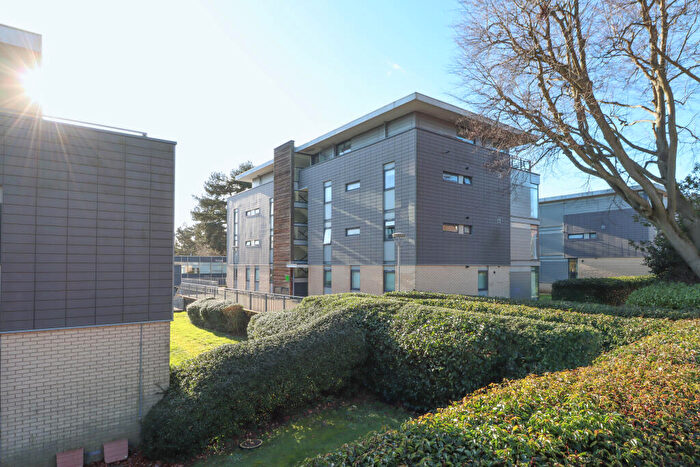 1 Bedroom Flat For Sale In Newsom Place, Manor Road, St. Albans, AL1