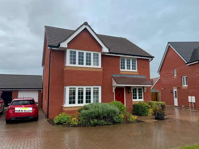 4 Bedroom Detached House To Rent In Pixie Walk, Ottery St Mary, EX11
