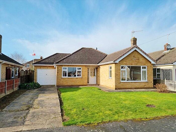 2 Bedroom Detached Bungalow For Sale In Northwood Drive, Sleaford, NG34