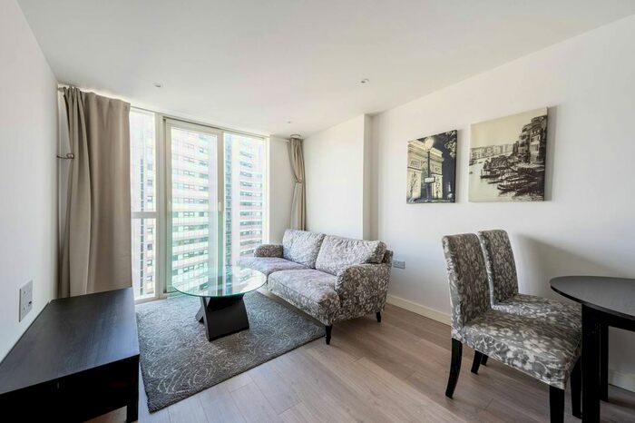 1 Bedroom Flat To Rent In Saffron Central Square, Croydon, CR0