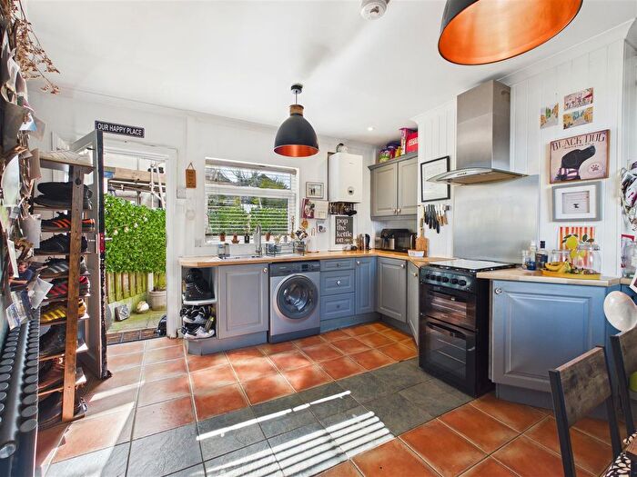 2 Bedroom Terraced House For Sale In Scarsdale Road, Dronfield, S18