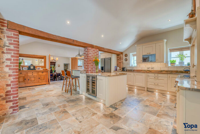 4 Bedroom Detached House For Sale In West Street, Osbournby, Sleaford, NG34