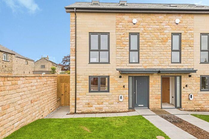 4 Bedroom Semi Detached House For Sale In Pentlands, New Mill Road, Holmfirth, HD9