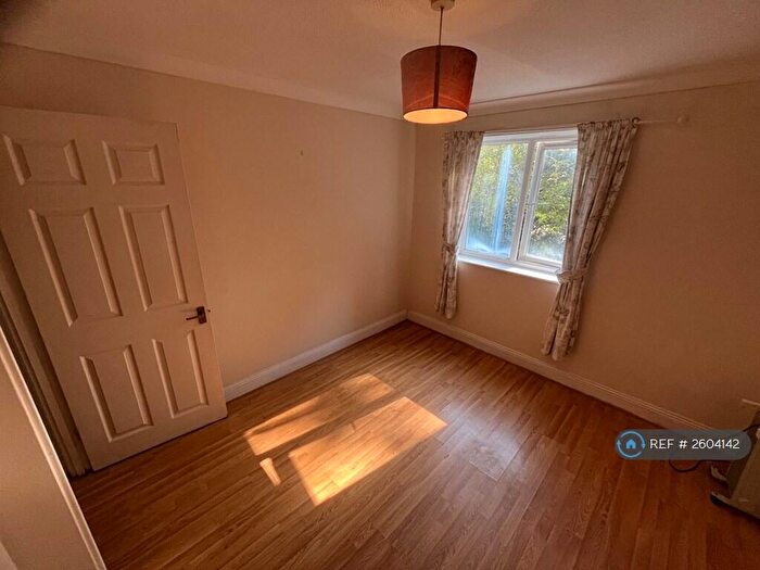 1 Bedroom Flat To Rent In Roxan Court, Southampton, SO15