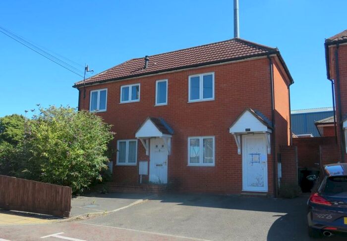 1 Bedroom Flat For Sale In Drummer Lane, Tidworth, SP9