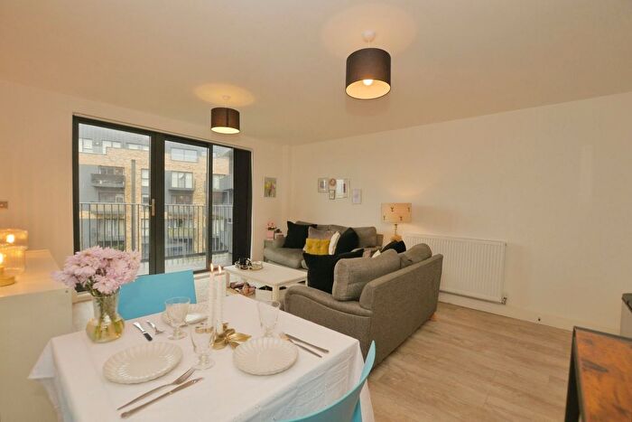 1 Bedroom Flat For Sale In George Street, Ashford, Kent, TN23