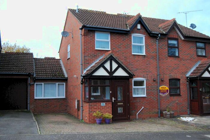 3 Bedroom Semi-Detached House To Rent In Eton Close, Weedon, Northampton, NN7