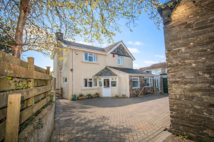 4 Bedroom Detached House For Sale In Abbotsfield, Tavistock, PL19
