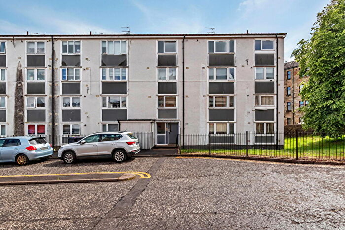 3 Bedroom Flat For Sale In Williamsburgh Terrace, Paisley, Renfrewshire, PA1