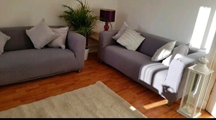 2 Bedroom Flat To Rent In Roseburn Place, Edinburgh, EH12