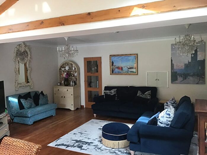 3 Bedroom Semi-Detached House For Sale In West Way, Beaconsfield, HP9