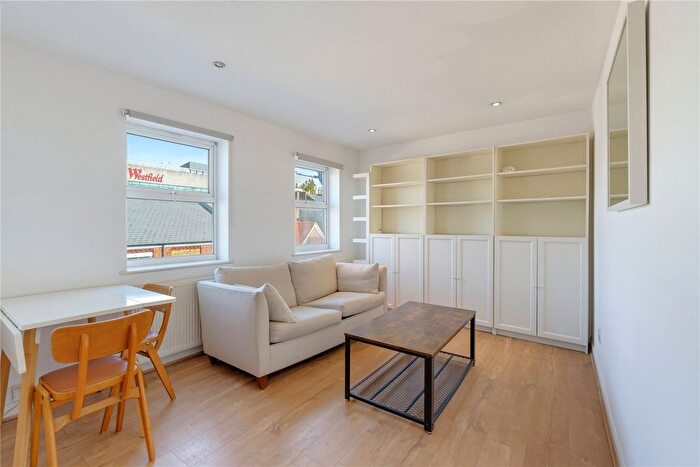 1 Bedroom Flat For Sale In Bulwer Street, London, W12