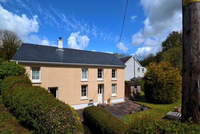 3 Bedroom Cottage To Rent In Station Road, Carmarthen, SA32