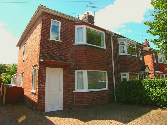 3 Bedroom Semi-Detached House To Rent In , Arnold Avenue Retford, DN22
