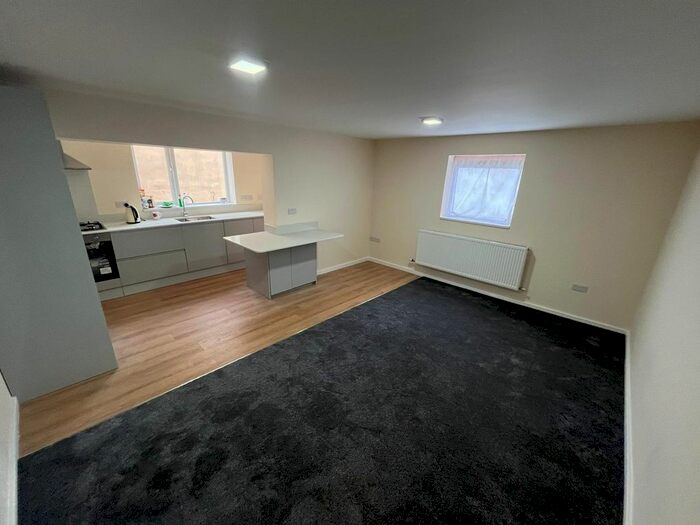 2 Bedroom Flat To Rent In Comberton Terrace, Kidderminster, DY10