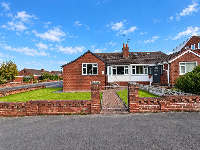 2 Bedroom Bungalow For Sale In Links Road, Knott End On Sea, FY6