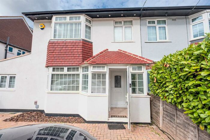 5 Bedroom Semi-Detached House To Rent In London Road, Ewell, Epsom, KT17