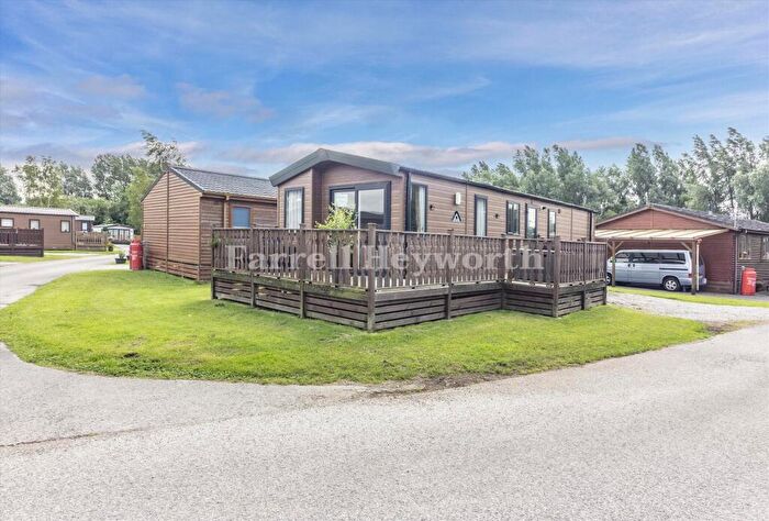 2 Bedroom Property For Sale In Borwick Lane, Dock Acres, Carnforth, LA6