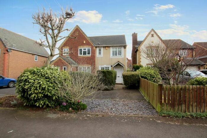 2 Bedroom Semi-Detached House To Rent In Bakers Ground, Stoke Gifford, Bristol, BS34