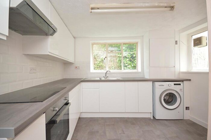 4 Bedroom End Of Terrace House To Rent In Luther Street, Brighton, BN2