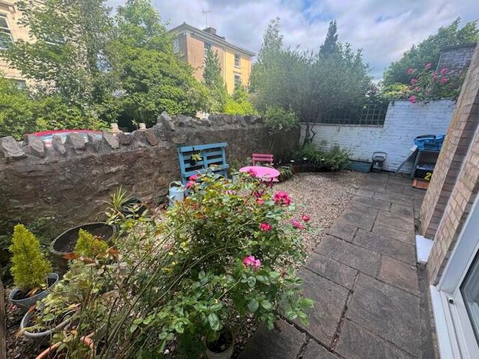 1 Bedroom Apartment To Rent In Victoria Walk, Bristol, BS6