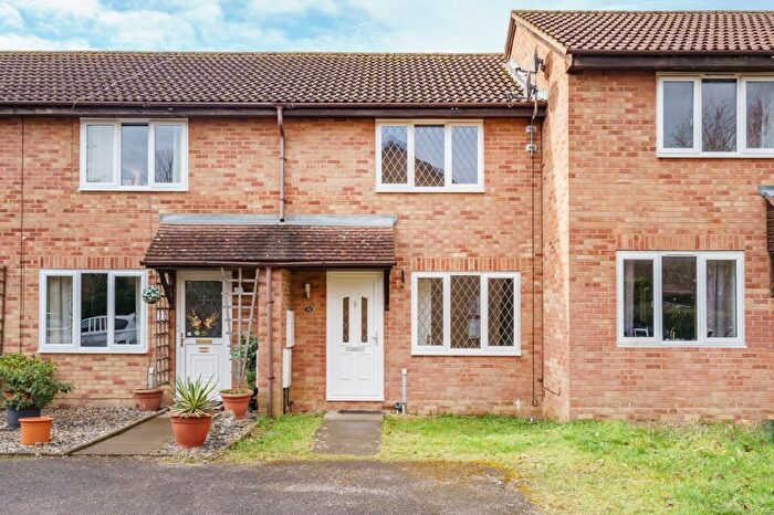 2 Bedroom Terraced House To Rent In Moor Pond Close, Bicester, OX26