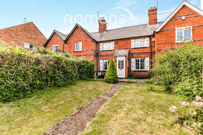 3 Bedroom Cottage To Rent In Beech Lane, Lower Earley, Reading, RG6