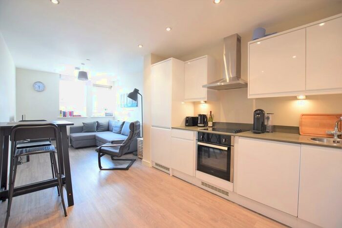 1 Bedroom Apartment To Rent In Perth Road, Ilford, IG2