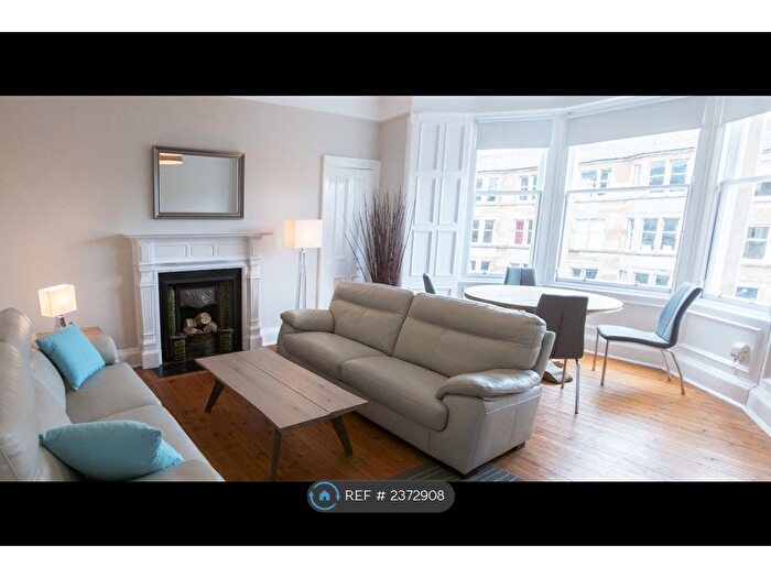 3 Bedroom Flat To Rent In Spottiswoode Road, Edinburgh, EH9