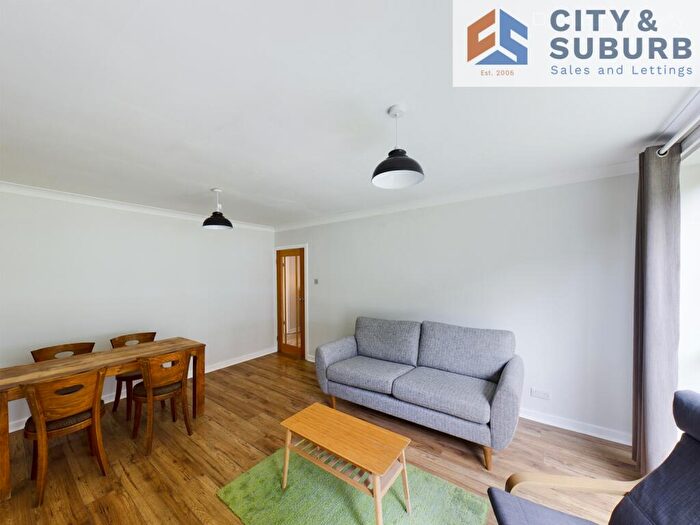 2 Bedroom Flat To Rent In Jesmond Park West, Newcastle Upon Tyne, Tyne And Wear, NE7